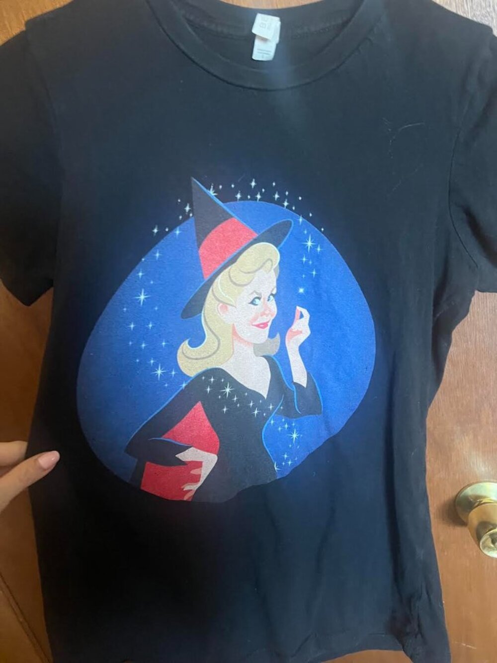 Bewitched Samantha Sam Stevens Fitted T-Shirt L
